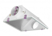 CoolMaster - светильник с отражателем, который оборудован двумя фланцами, для подключения вентиляторов или вентиляционных каналов, что позволяет оптимально обеспечить охлаждение, таким мощным лампам как ДНАТ и ДРИ. Для активного охлаждения кулмастера исп